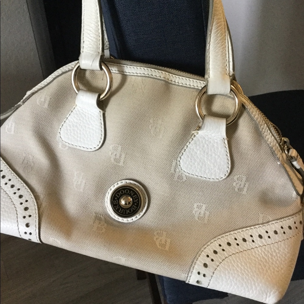 Dooney & Bourke small Tote